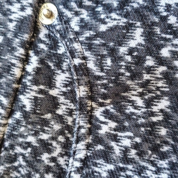 Michael Kors blk & WHT speckled leggings. NWT Size med - Picture 7 of 16